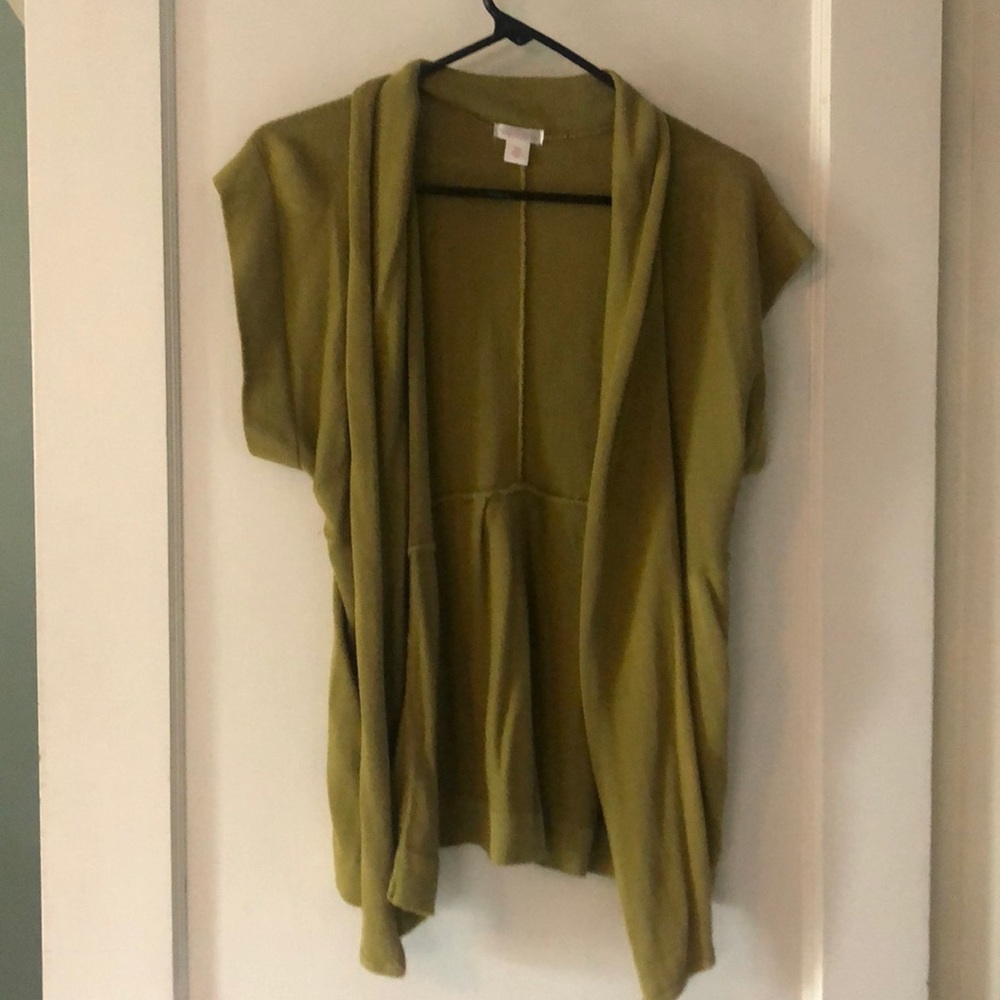 Green Short Sleeve Cardigan Size XS